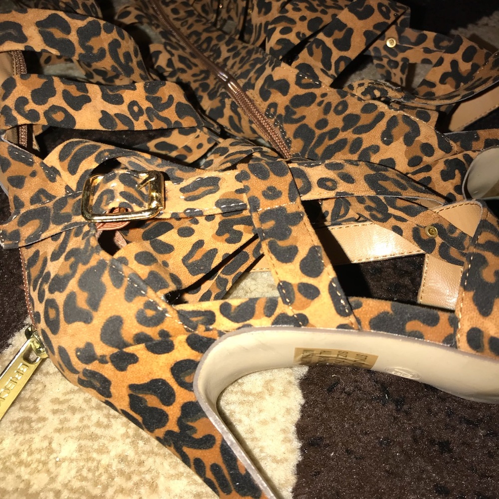 Leopard Heels - Picture 7 of 8